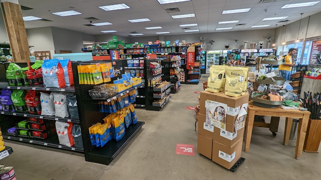 Chuck & Dons Pet Food & Supplies | 2114 Ford Pkwy, St Paul, MN 55116, USA | Phone: (651) 699-5225