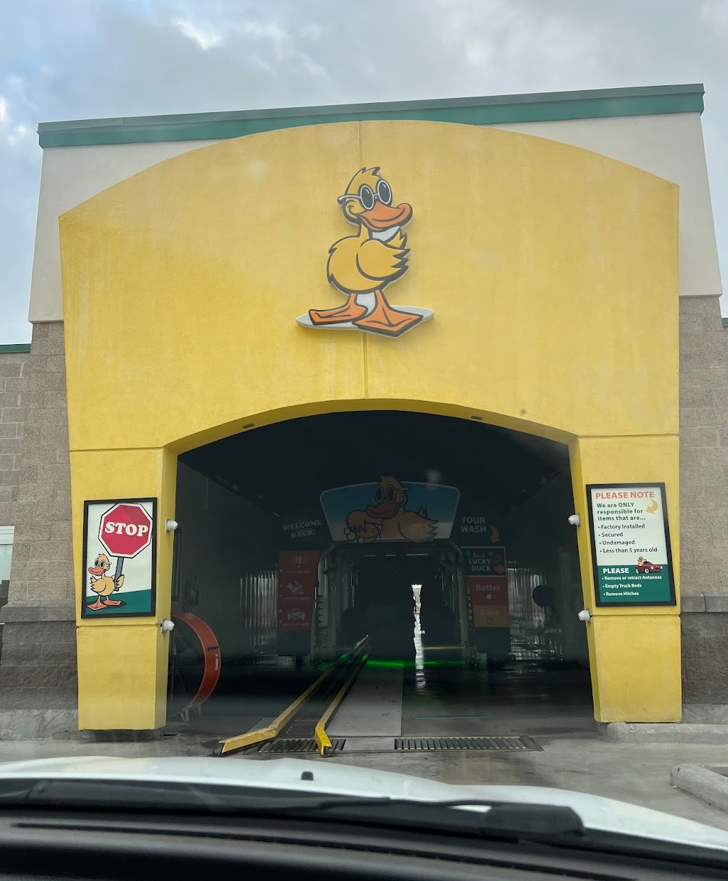 Quick Quack Car Wash | 2555 Brahma Blvd, Kingsville, TX 78363, USA | Phone: (361) 214-3027