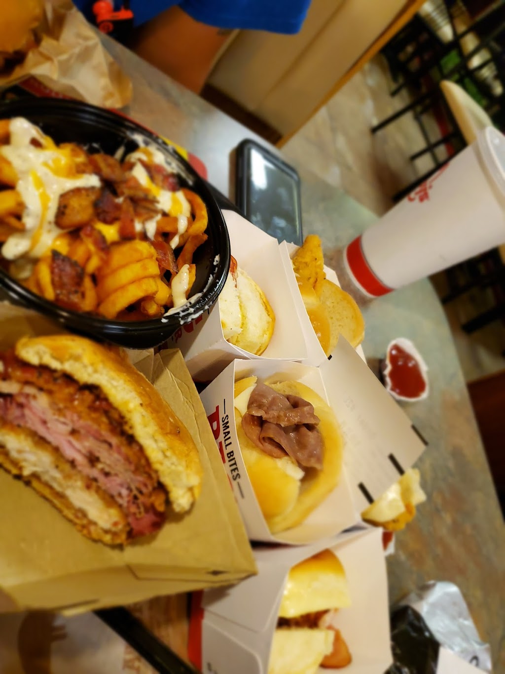 Arbys | 40210 Michigan Ave, Canton, MI 48188, USA | Phone: (734) 641-9919