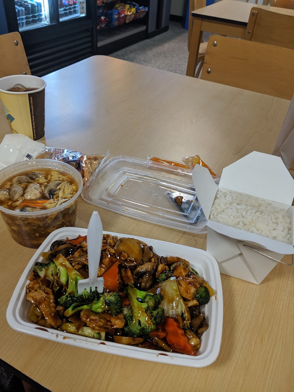 China Inn Restaurant/ No delivery | 216 New Castle Ave, New Castle, DE 19720, USA | Phone: (302) 655-7746