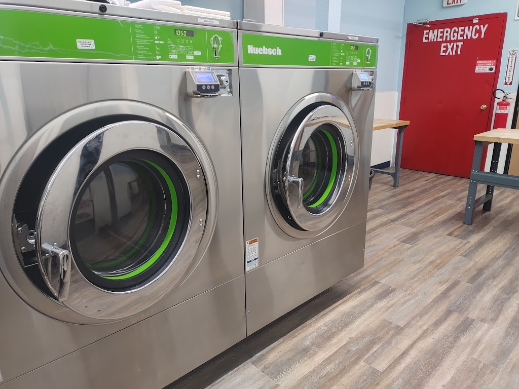 Cedars laundromat | 629 Goerig St, Woodland, WA 98674, USA | Phone: (503) 395-3399