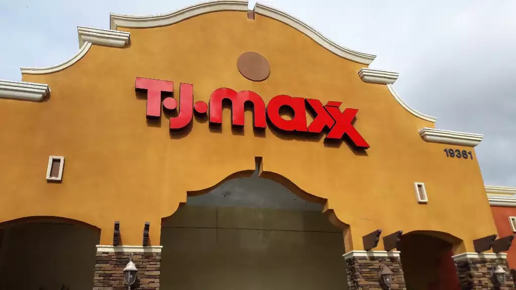 T.J. Maxx | 19211 Golden Valley Rd, Santa Clarita, CA 91387, USA | Phone: (661) 251-0503