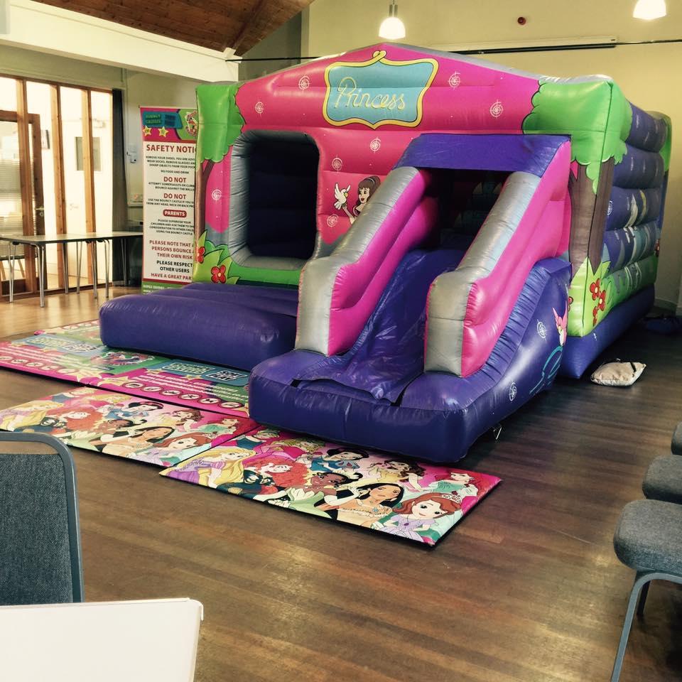 Cambridge Bouncy Castles | 30 Field Cres, Royston SG8 7JZ, United Kingdom | Phone: 7922 524783