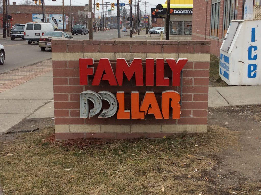 Family Dollar | 14235 Kinsman Rd, Cleveland, OH 44120, USA | Phone: (216) 706-0433