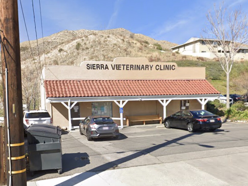 Sierra Veterinary Clinic | 17787 Sierra Hwy, Santa Clarita, CA 91351, USA | Phone: (661) 252-3333