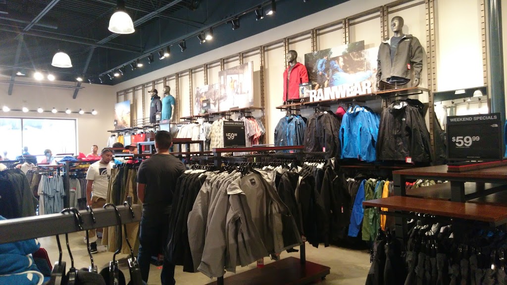 The North Face Allen Premium Outlets | 820 W Stacy Rd Spc 400, Allen, TX 75013, USA | Phone: (972) 678-0075