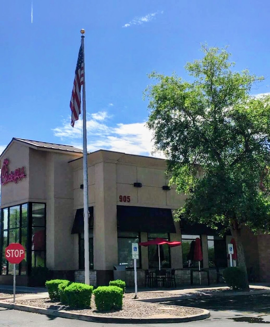 Chick-fil-A | 905 N Dobson Rd, Mesa, AZ 85201, USA | Phone: (480) 834-0573