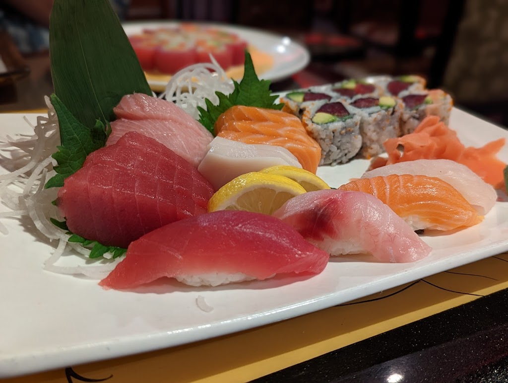 Sumo Hibachi Steakhouse and Sushi Bar | 1933 NJ-35 ste 118, Wall Township, NJ 07719, USA | Phone: (732) 282-1388