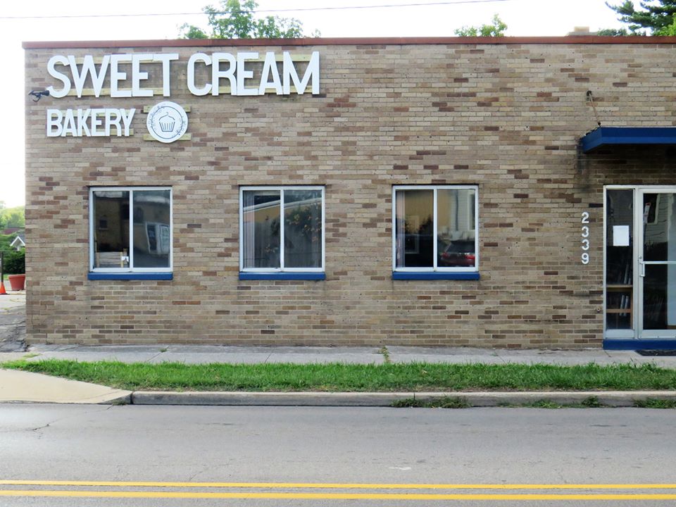 Sweet Cream Bakery by Fort Wayne Cakes | 2339 Crescent Ave, Fort Wayne, IN 46805 | Phone: (260) 414-3551
