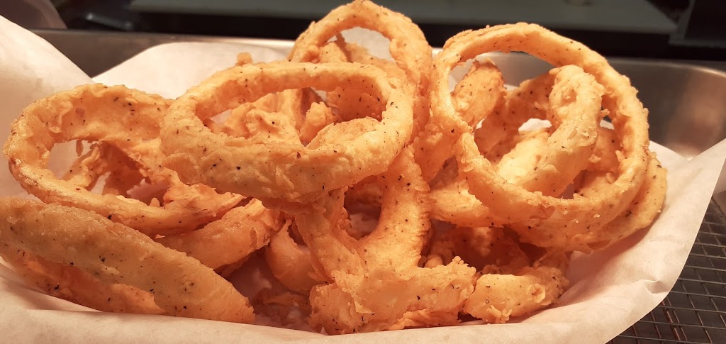 Mueths Tavern | 2 S Main St, Smithton, IL 62285, USA | Phone: (618) 277-8309