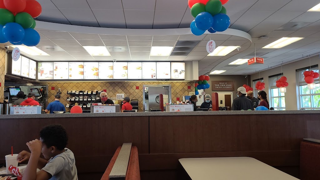 Chick-fil-A | 8190 W Commercial Blvd, Tamarac, FL 33351, USA | Phone: (954) 741-9395