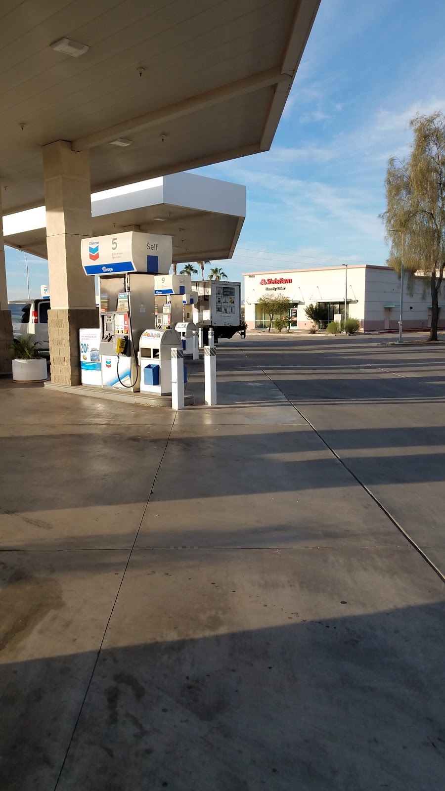 Chevron | 7000 W Chandler Blvd, Chandler, AZ 85226, USA | Phone: (480) 961-7900