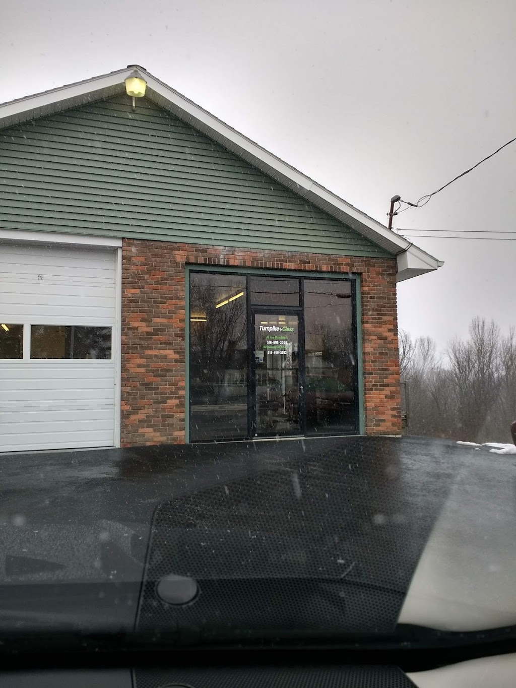 Turnpike Glass | 3223 Guilderland Ave, Rotterdam, NY 12306, USA | Phone: (518) 895-2026