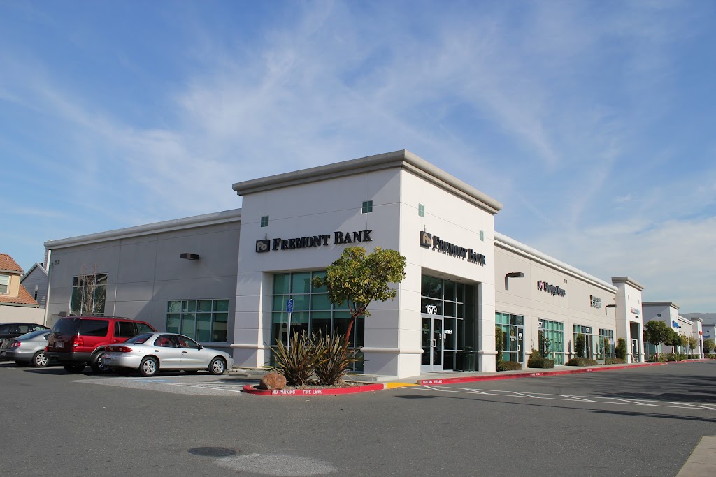 Fremont Bank | 1679 Industrial Pkwy W, Hayward, CA 94544, USA | Phone: (510) 512-1902