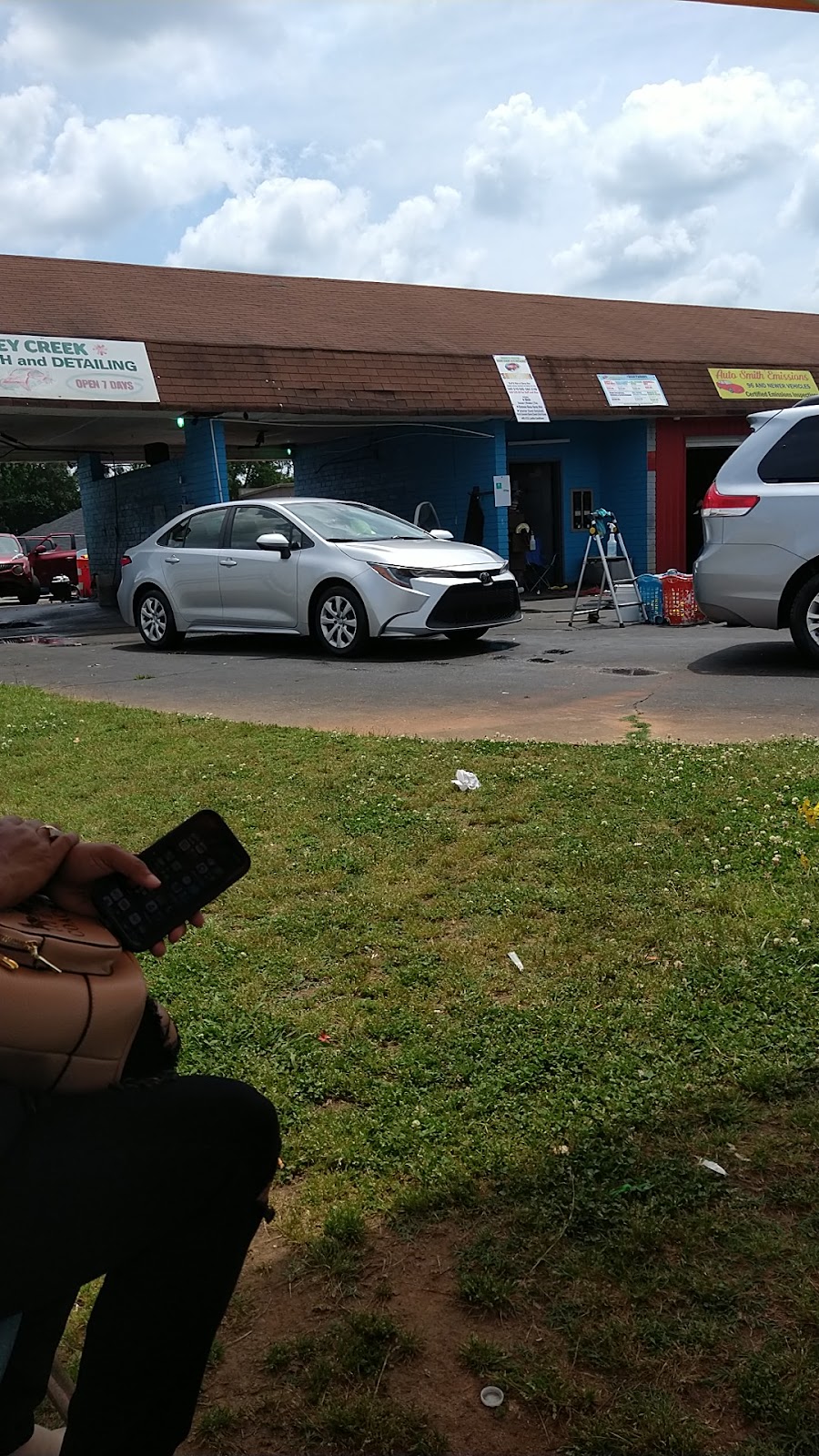 Honey Creek Hand Wash and Detail | 3490 GA-20, Conyers, GA 30013, USA | Phone: 768 6888