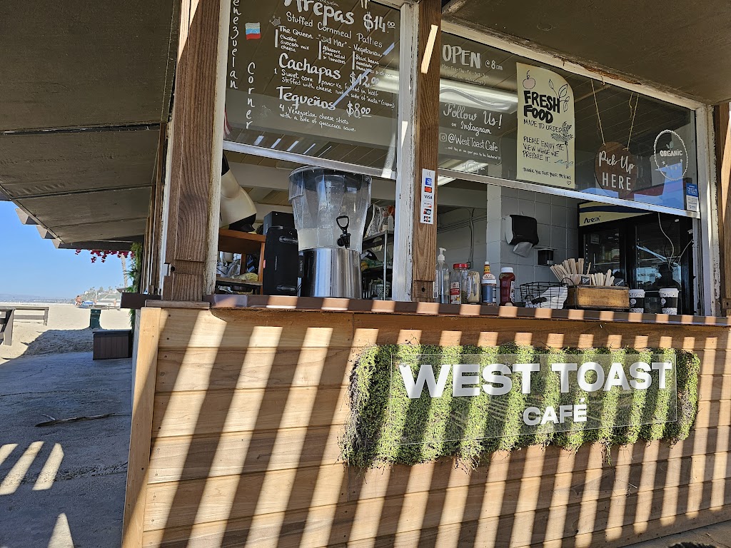 West Toast Cafe | San Clemente Pedestrian Beach Trail, 339 W Paseo De Cristobal, San Clemente, CA 92672, USA | Phone: (949) 779-5237