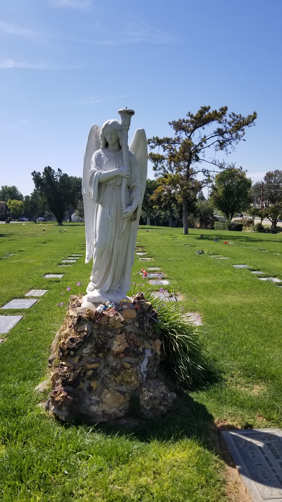 Ascension Cemetery | 24754 Trabuco Rd, Lake Forest, CA 92630, USA | Phone: (949) 837-1331