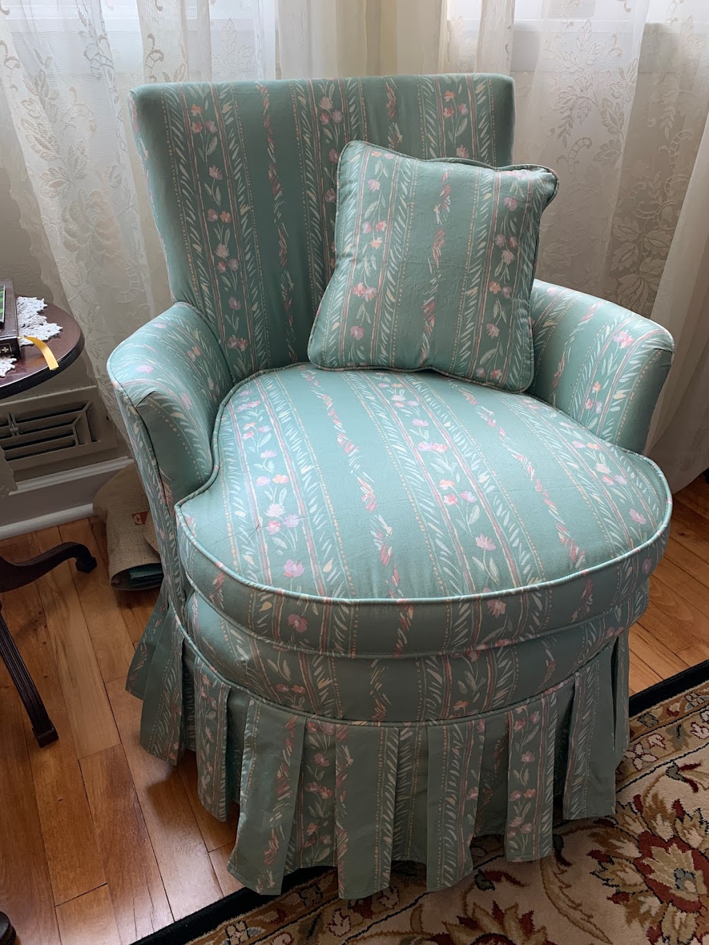 Miles Upholstery | 336 North Ave, Dunellen, NJ 08812, USA | Phone: (732) 752-1551