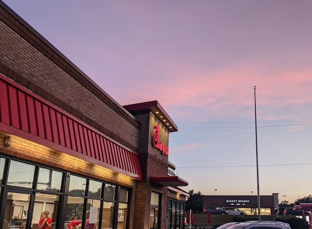 Chick-fil-A | 6180 Mid Rivers Mall Dr, St Peters, MO 63304, USA | Phone: (636) 447-3881