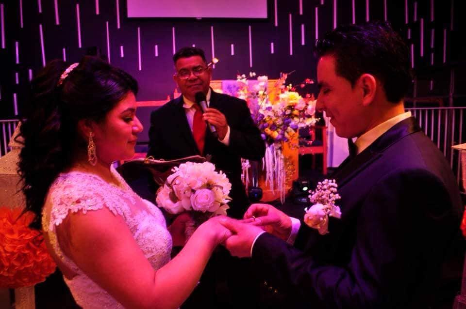 Pastor Efrain Reyes Civil Weddings & Religious Ceremonies | 348 Central Ave #2, City of Orange, NJ 07050, USA | Phone: (862) 262-3481
