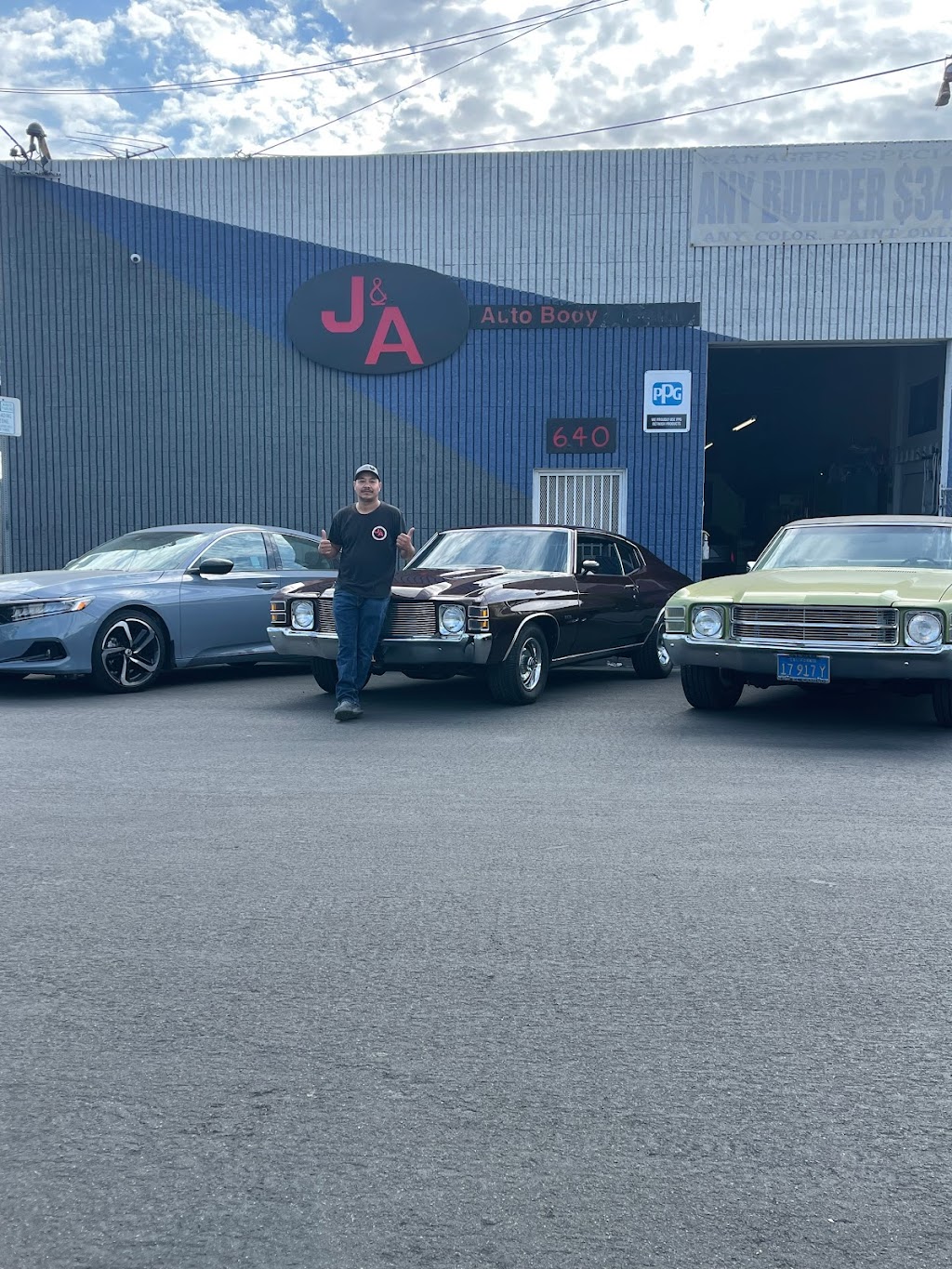 J&A Auto Body And Paint | 640 N Flint Ave, Wilmington, CA 90744, USA | Phone: (310) 462-6950