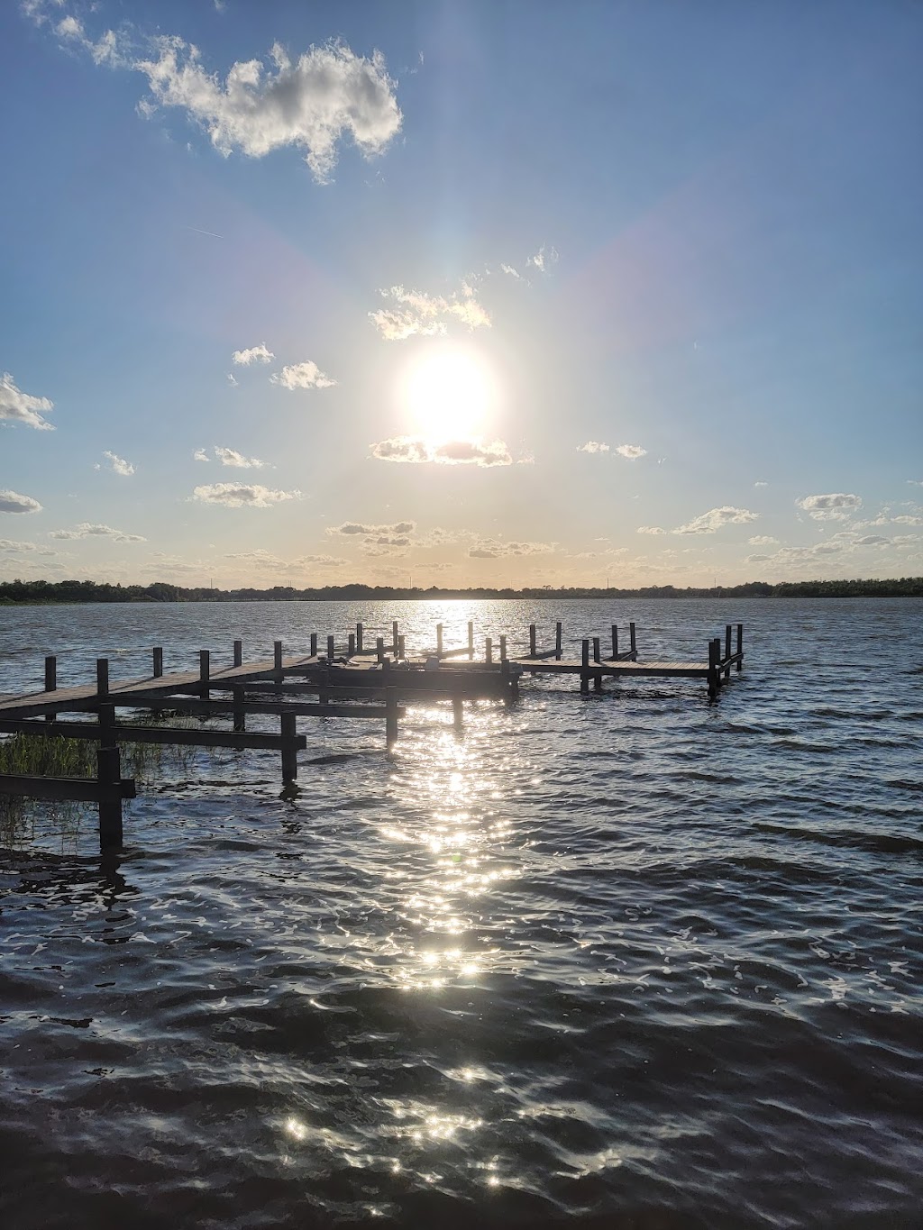 Ducky’s Dockside Bar & Grill | 1090 Shady Cove Rd E, Haines City, FL 33844, USA | Phone: (863) 353-5295