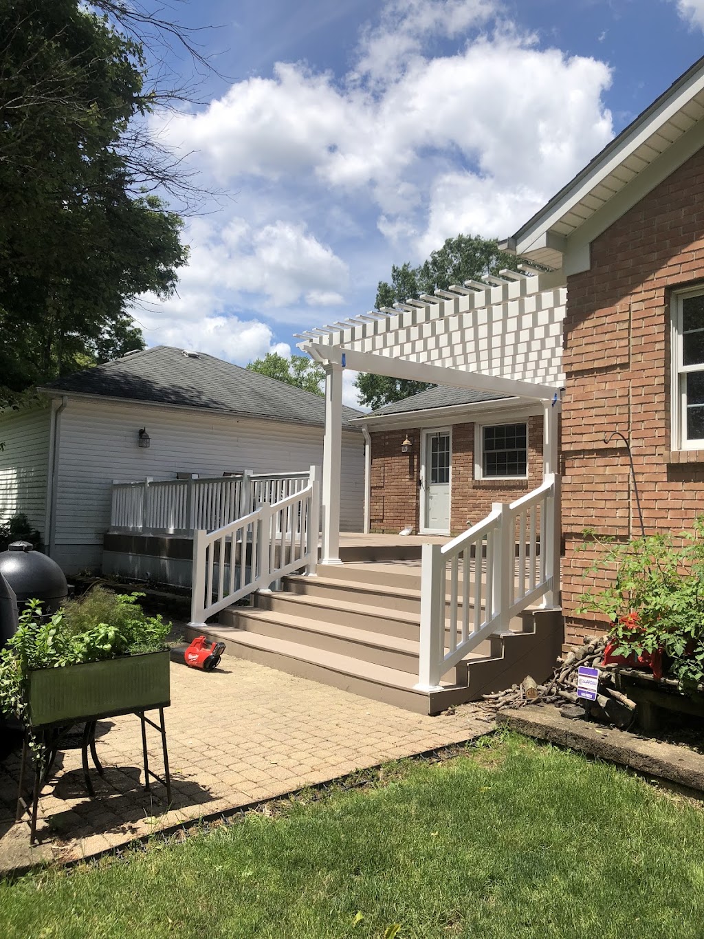 Custom Tile & Bath | 1560 State Line, Masury, OH 44438, USA | Phone: (330) 647-9044