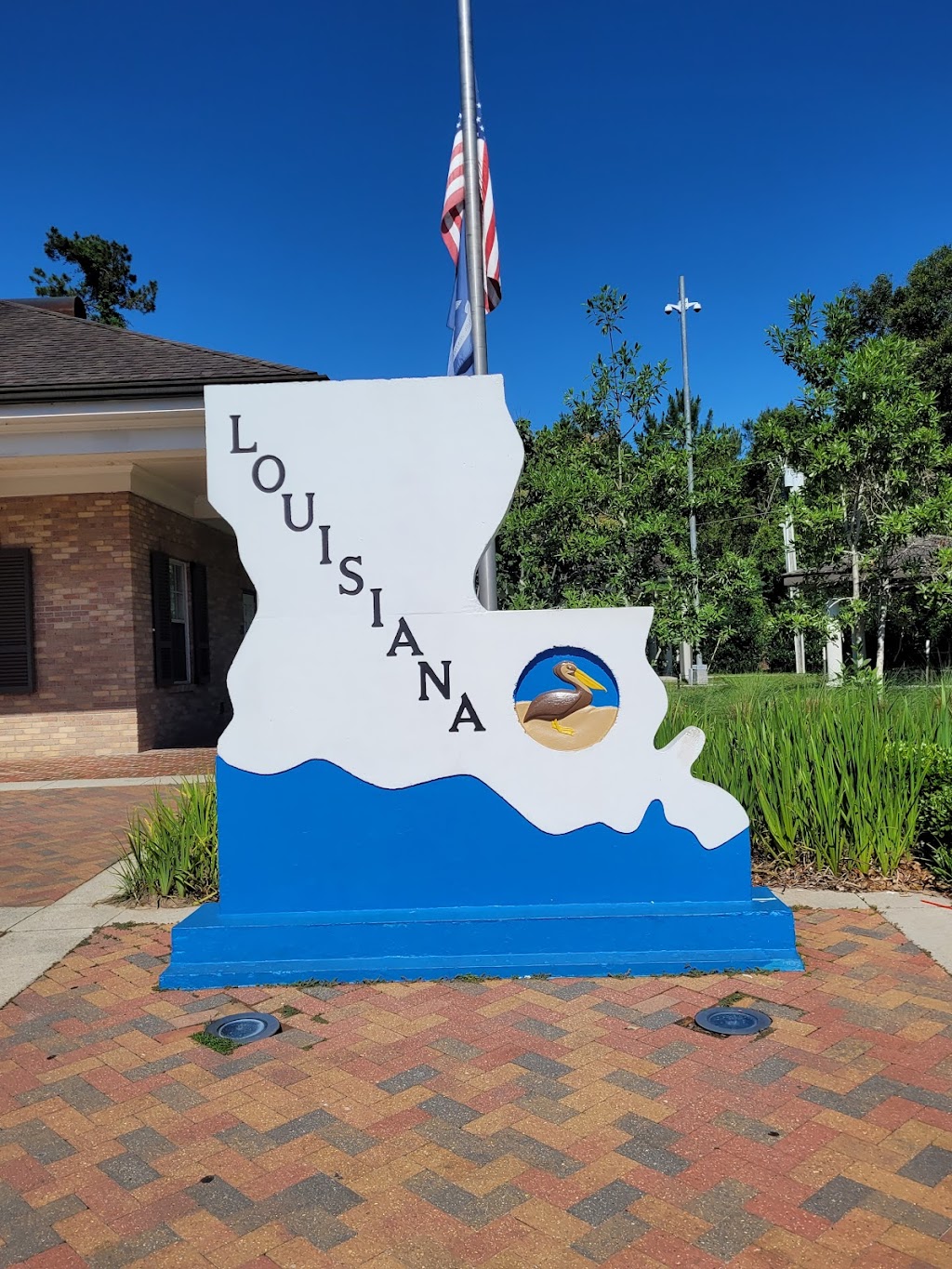 Louisiana Welcome Center | 61441 I-59, Pearl River, LA 70452, USA | Phone: (985) 646-6450