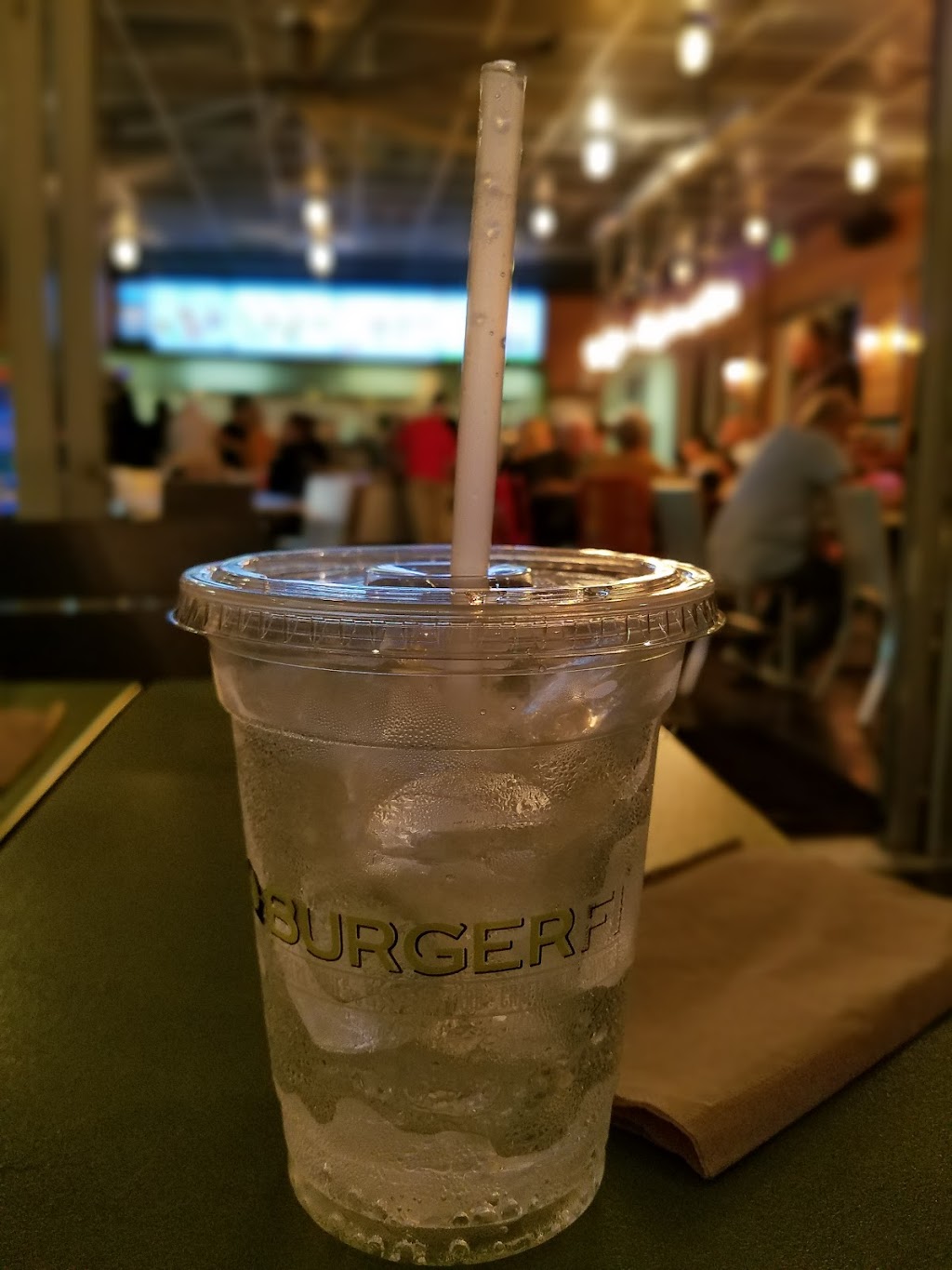 BurgerFi | 1955 E Hallandale Beach Blvd, Hallandale Beach, FL 33009, USA | Phone: (954) 455-0536