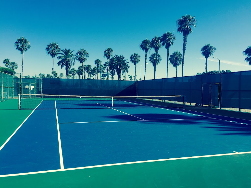 Max The Tennis Pro | 2701 Barnard Way, Santa Monica, CA 90405, USA | Phone: (310) 569-9102