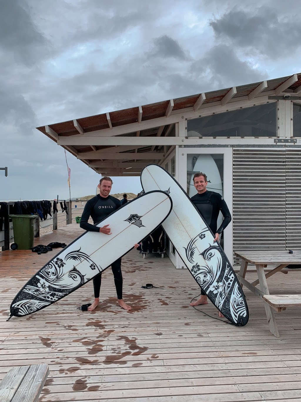 Surf School Hoek van Holland | Rechtestraat 40, 3151 HN Hoek van Holland, Netherlands | Phone: 06 48715056