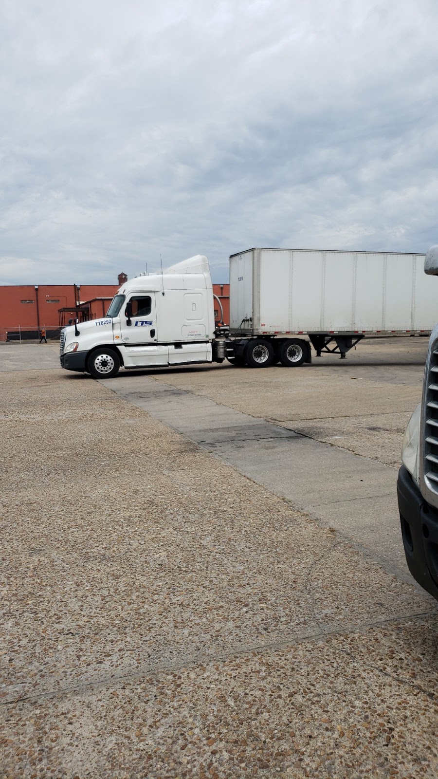 Whitfield Foods Inc | 125 Fowler St, Montgomery, AL 36104, USA | Phone: (334) 263-2541