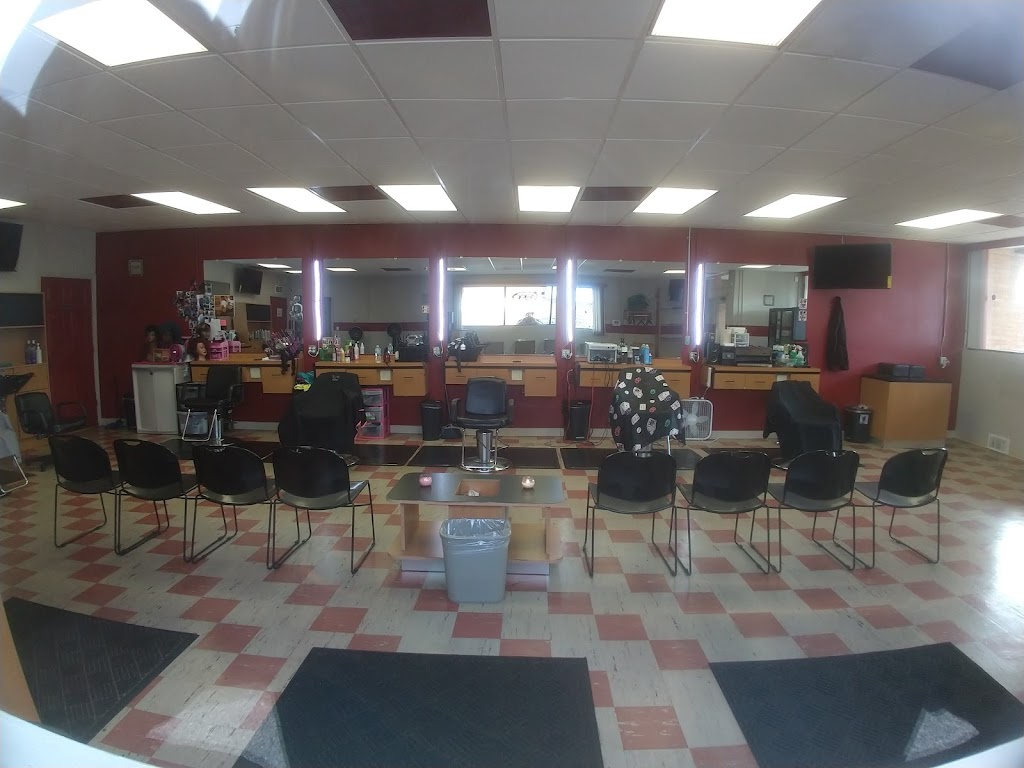 Sweetz Barber & Beauty Shop | 22250 W Warren Ave, Dearborn Heights, MI 48127, USA | Phone: (313) 856-0792