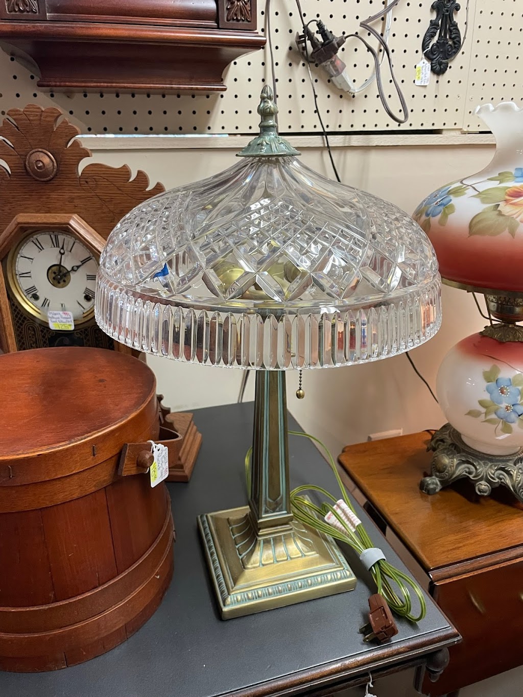 Chelsea Antiques | 407 N Main St, Chelsea, MI 48118, USA | Phone: (734) 475-7131