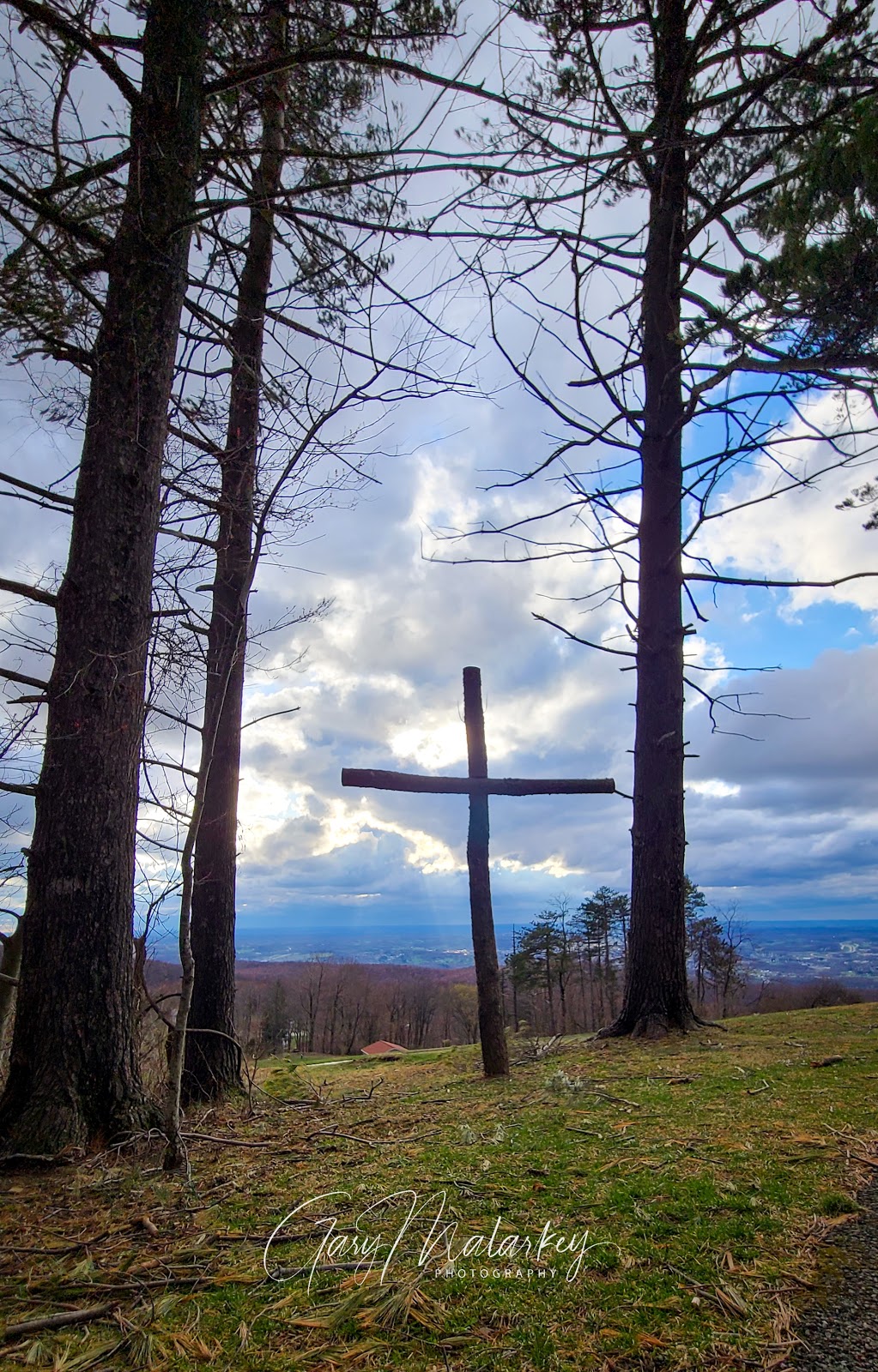 The Great Cross of Christ | 887 Sr2021, Hopwood, PA 15445, USA | Phone: (724) 439-4912