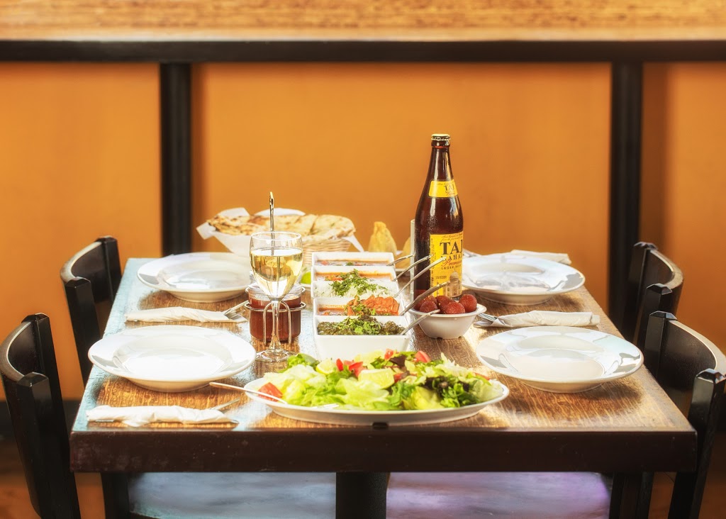 Curry Out Indian Cuisine | Suite 155, 5655 E La Palma Ave, Anaheim, CA 92807, USA | Phone: (714) 777-3100