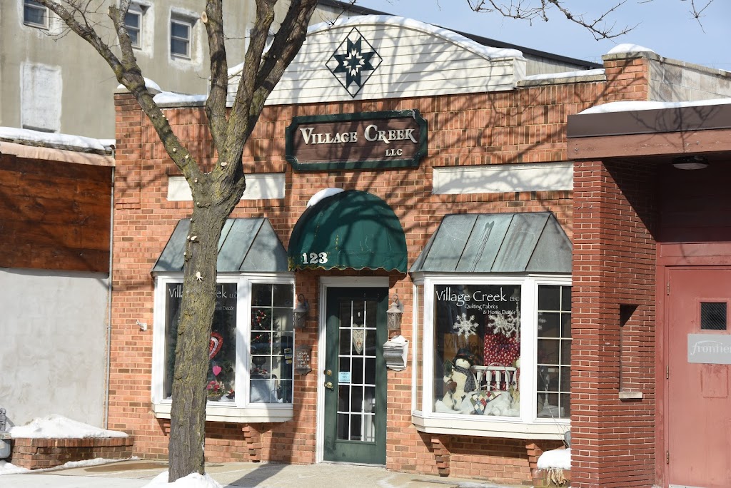 Village Creek Quilts | 123 S Main St, Lodi, WI 53555, USA | Phone: (608) 592-5793