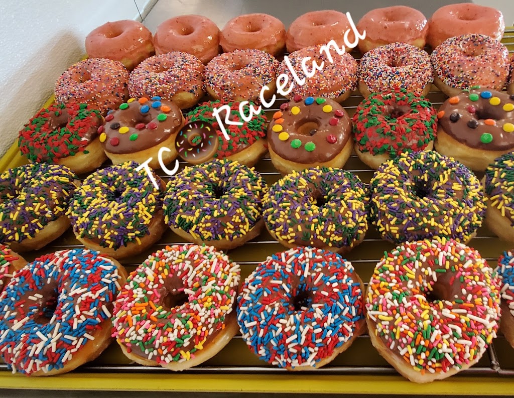 Tasty Cream Donuts | 3764 LA-1, Raceland, LA 70394, USA | Phone: (985) 664-5051