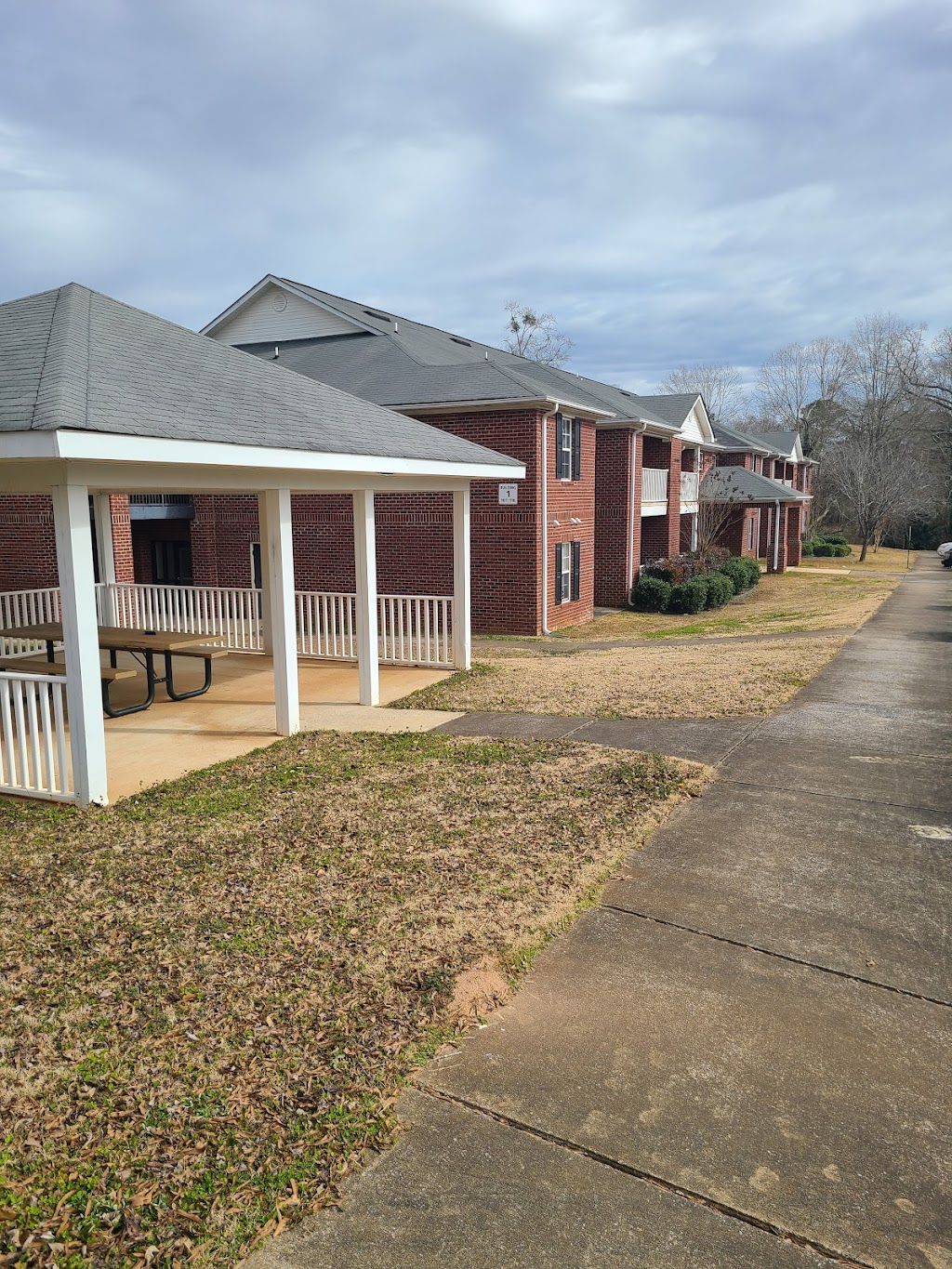 Mayberry Park Apartments | 169 Cass St, Dadeville, AL 36853, USA | Phone: (256) 825-0410