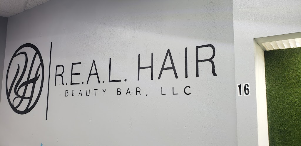 Real Hair Beauty Bar, LLC | 3729 W Camp Wisdom Rd, Oak Cliff, TX 75237, USA | Phone: (469) 223-3174