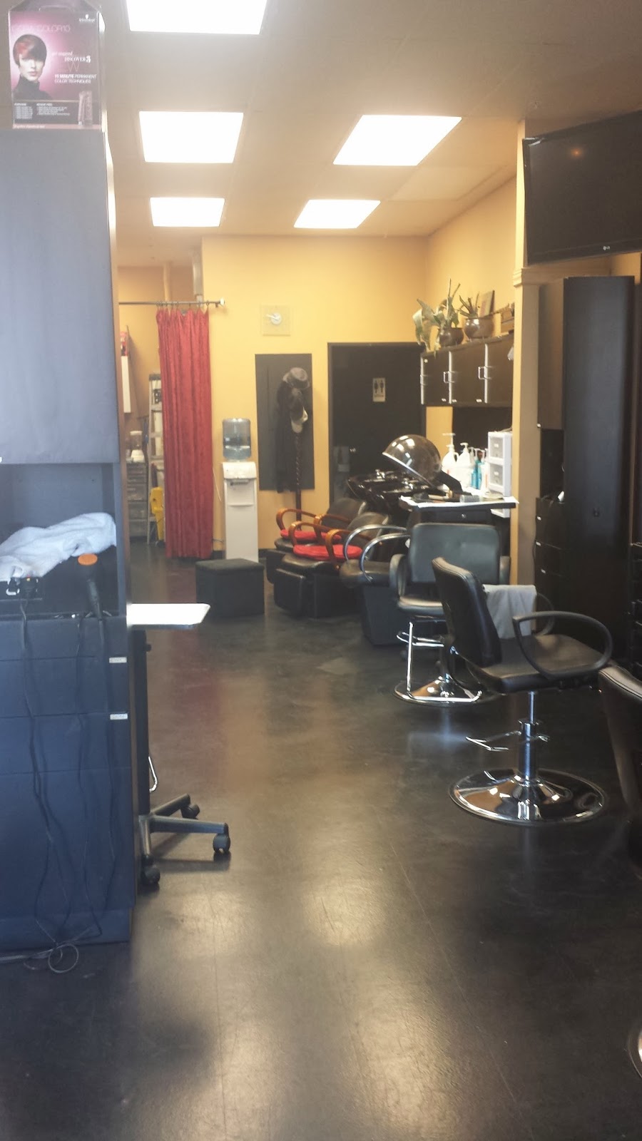 Hair by Ricardo | 2200 Harbor Blvd D140, Costa Mesa, CA 92627, USA | Phone: (949) 892-5151