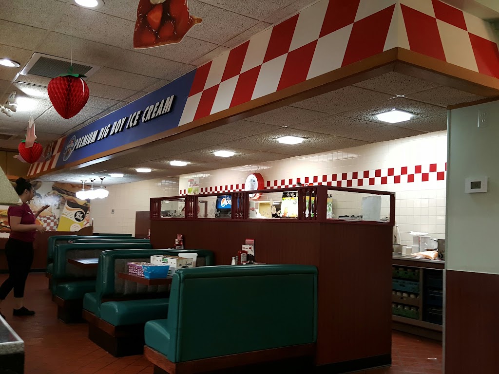 Big Boy | 10450 Telegraph Rd, Taylor, MI 48180, USA | Phone: (313) 291-7700