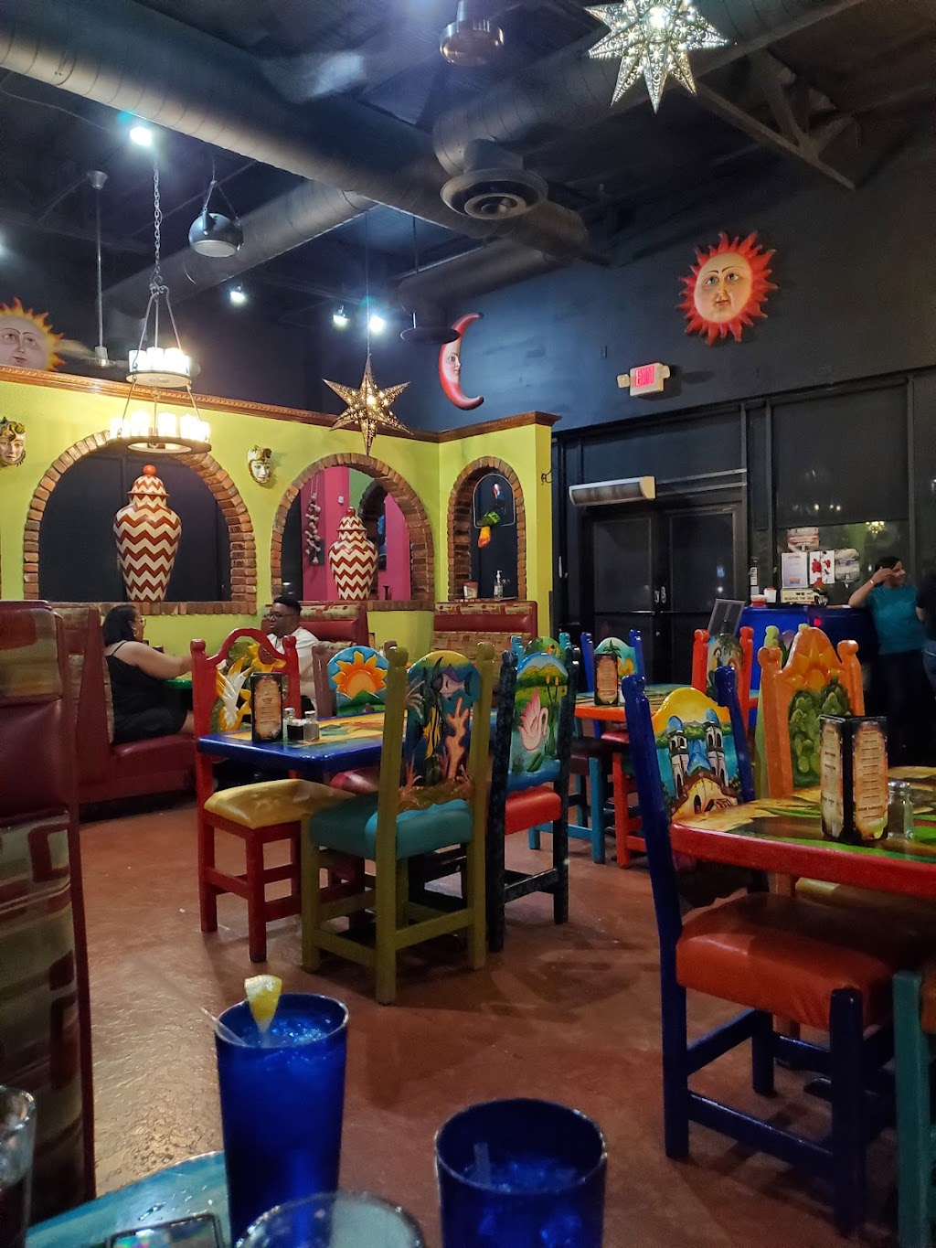 Plaza Bonita Family Mexican Restaurant | 21141 N John Wayne Pkwy, Maricopa, AZ 85138, USA | Phone: (520) 568-4148