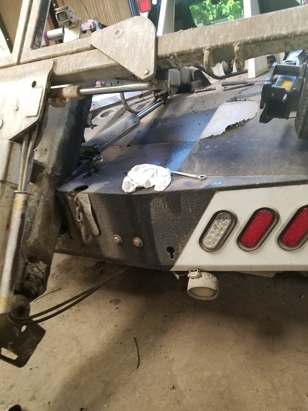 A & T Wrecker Repair | 5112 Saunders Rd, Fort Worth, TX 76119, USA | Phone: (817) 378-4360
