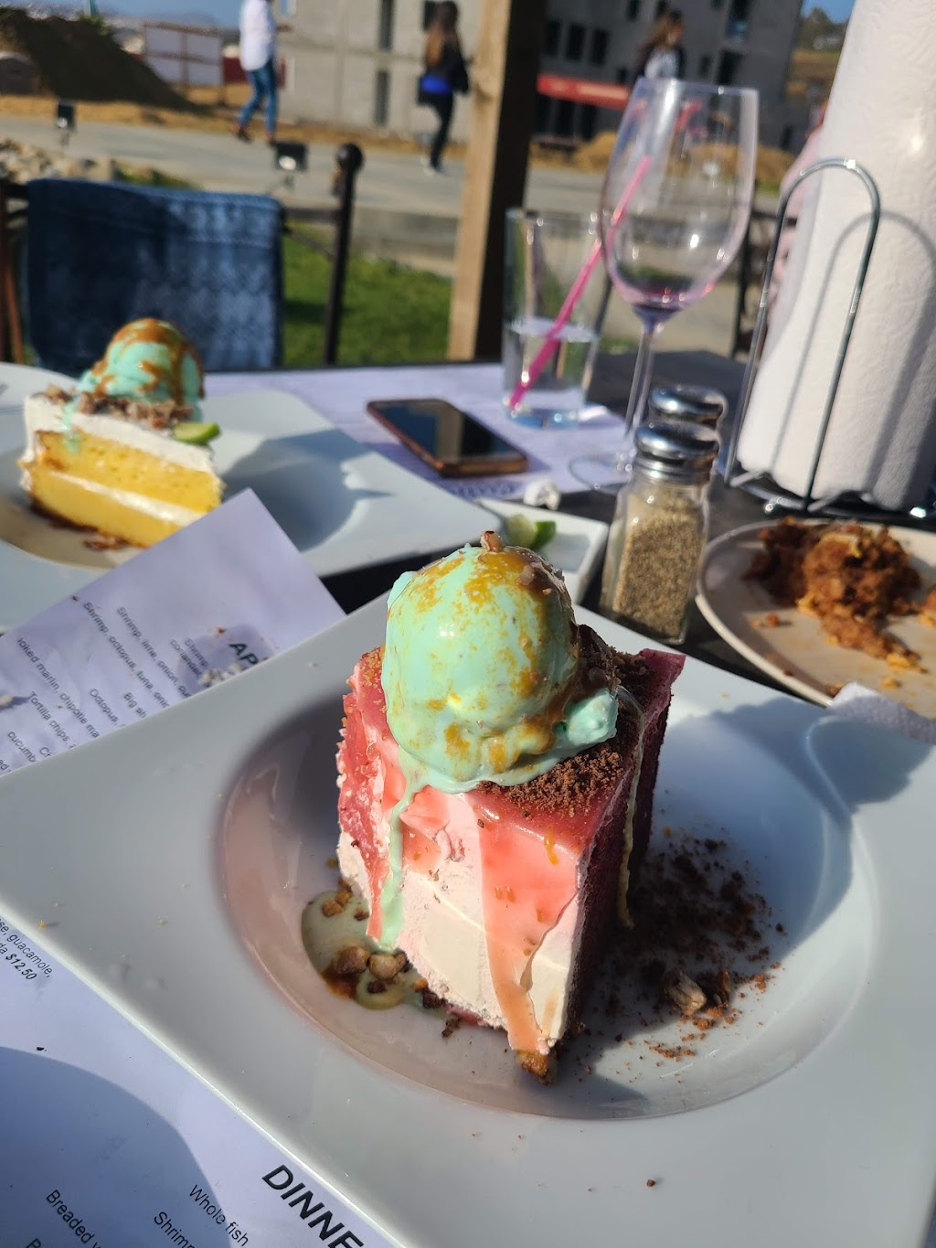 Cabana Bar and Grill | Tijuana - Ensenada Highway Km. 50.5, 22706 Rosarito, B.C., Mexico | Phone: 661 104 0032