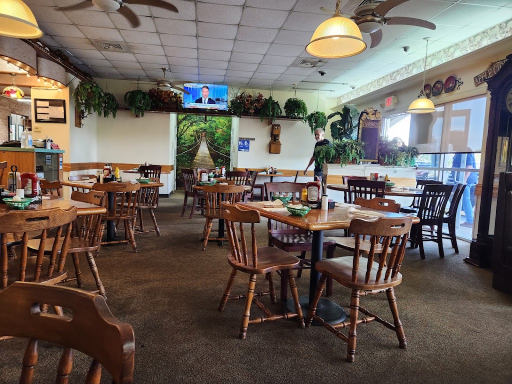 koffee kup restaurant | 1025 N Nova Rd, Daytona Beach, FL 32117, USA | Phone: (386) 255-1077
