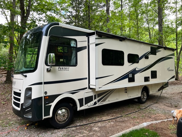 Johnsons Motorhome Rentals | 2107 US-70 BUS, Garner, NC 27529, USA | Phone: (919) 772-2144