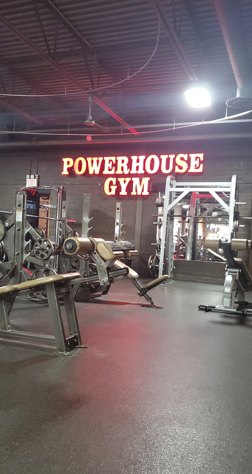 Powerhouse Gym 24/7 | 55148 Van Dyke Ave, Shelby Township, MI 48317, USA | Phone: (586) 677-6500