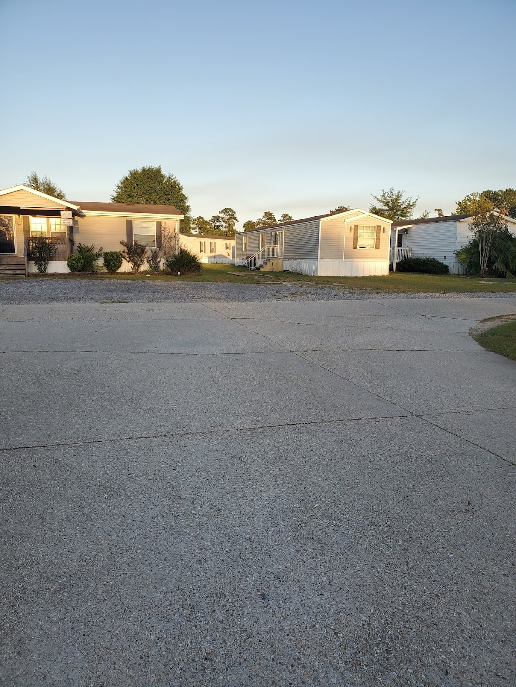 I-59 South Mobile Home Park (Red Oak) | 133Brigadier Loop, Pearl River, LA 70452, USA | Phone: (985) 710-2425