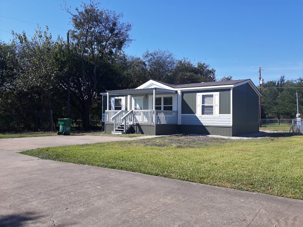 Forest Glenn Mobile Home Community | 202 Welcome Inn St, Glenn Heights, TX 75154, USA | Phone: (972) 376-0875